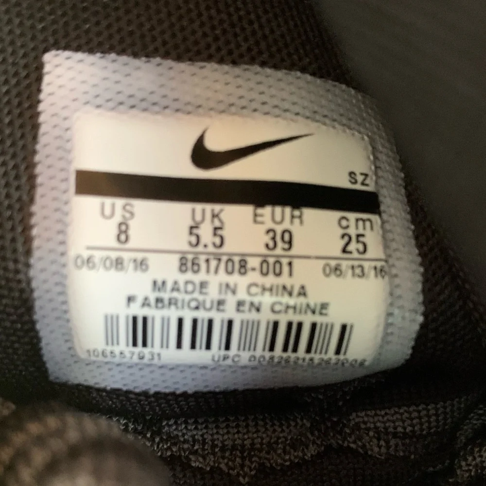 Nike Roshe Two Hi Flyknit Leather Boots - Picture 14 of 15
